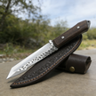 High-hardness outdoor adventure straight knife, with leather blade cover, essential hand-forged knife for wilderness survival. Super sharp blade with anti-slip wooden handle